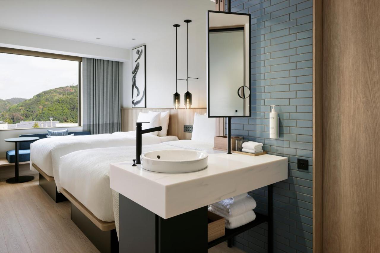 Отель Fairfield By Marriott Hyogo Awaji Fukura Minamiawaji Экстерьер фото